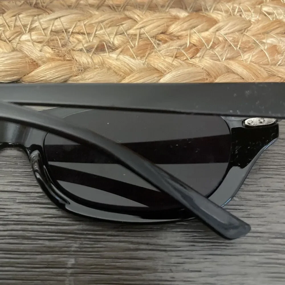 JOAN RIVERS 100% UV Protection Black Sunglasses with case